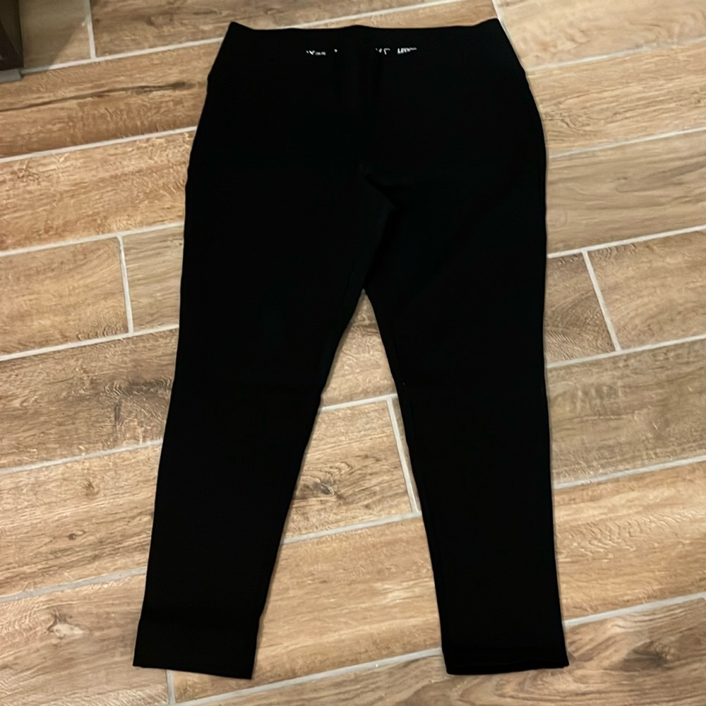 Luxe Slims leggings! Super slimming! Look one size smaller!